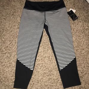 Zella Block it to me striped cropped mesh leggings